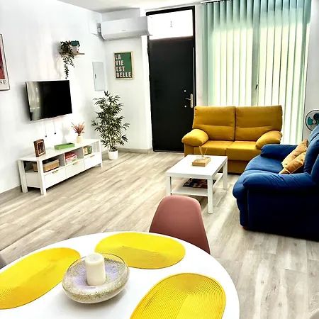 Aroca Loft Apartman *